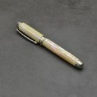 "Árvalányhaj" Abalone kagyló tolltest, Fehér arany gyűrű fekete gyémánttal