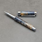 Leveche Kerámiabetétes toll,  Stabilizált és színezett Karéliai Nyírfa tolltest, Ródium szerkezet