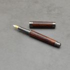 Leveche Töltőtoll,Sivatagi vasfa, Fekete titán szerkezet