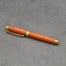   Mistral Kerámiabetétes toll, Rózsafa, Titán arany szerkezet, szatén arany gyűrű