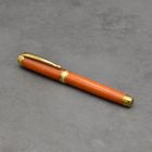 Mistral Kerámiabetétes toll, Rózsafa, Titán arany szerkezet, szatén arany gyűrű