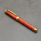 Mistral Kerámiabetétes toll, Stabilizált és színezett Juharfa, Titán arany színű szerkezet