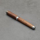 Mistral Töltőtoll, 80-90 éves szőlőtőke, fegyverfém szerkezet, ródium gyűrű, 2 db 925-ös ezüst gyűrű