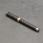 Mistral töltőtoll, Stabilizált és színezett Karéliai Nyírfa, Mamutagyar gyűrű, Fegyverfém szerkezet