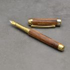 Mistral töltőtoll, 80-90 éves Szőlőtőke, Titán arany szerkezet, Ródium gyűrű