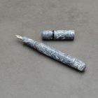 P52 töltőtoll, "Füst" gyanta