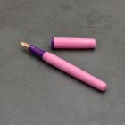 P52 töltőtoll, Rózsaszín/Lila gyanta