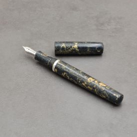 P52 töltőtoll, Fekete/Fehér Ebonit, Ezüst gyűrű