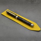 "Sötét Lovag" Fekete Trustone tolltest, Sárga arany alkatrészek, Fehér gyémántok